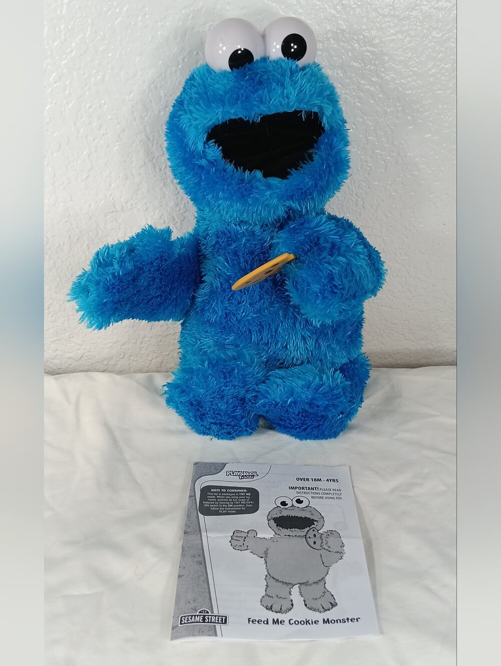 Plush Talking Sesame Street "Feed Me Cookie" Monster